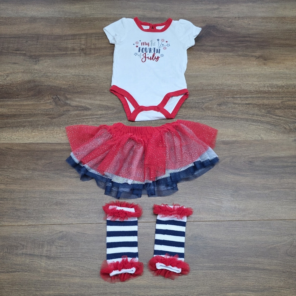 🇺🇸Baby Girl 1st Fourth of July Outfit SIZE: 9 Months🎆